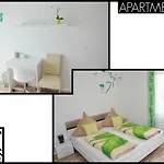 Апартаменты Short Street *
